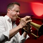 Portrait von Jazztrompeter mit Asthma Peter Protschka